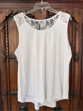 Plus Size White Sleeveless Tank Top